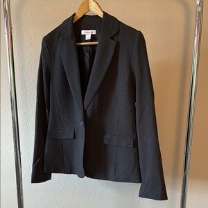 Charcoal Tailored Blazer with Notched Lapels and Structured Silhouette